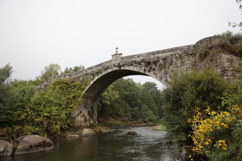 Monasterio y Puente  Medieval de San Clodio